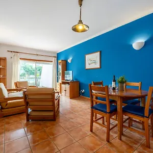 cardeira-holiday-apartments.hotelaalgarve.com/