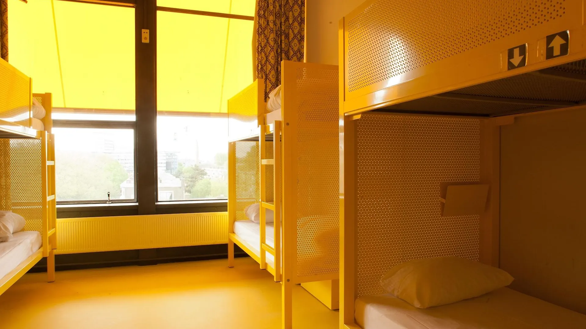 Wow Amsterdam Hostel Holland
