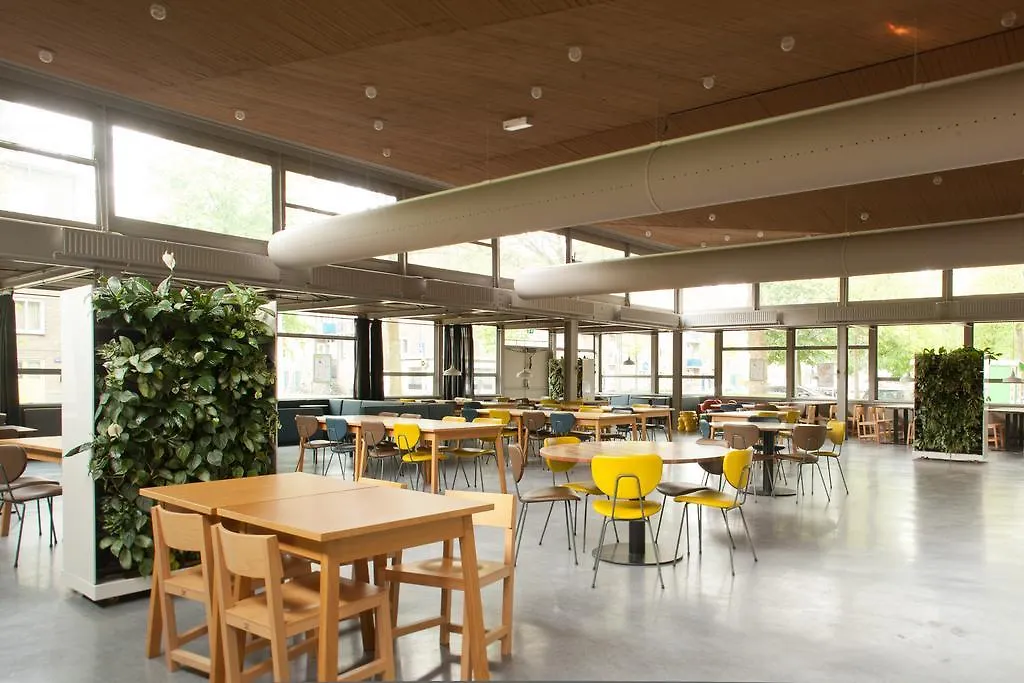 Wow Amsterdam Hostel